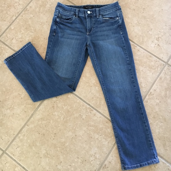 WHBM crop leg Jean