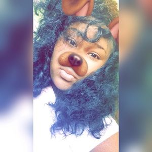 Meet your Posher, Jade