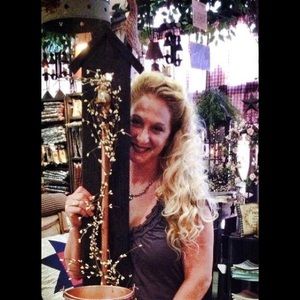 Meet your Posher, Jamie