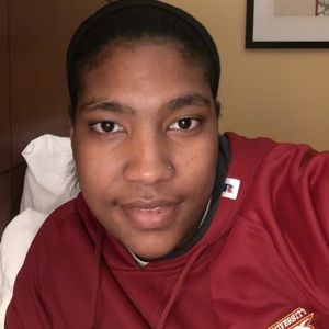 Meet your Posher, Candice