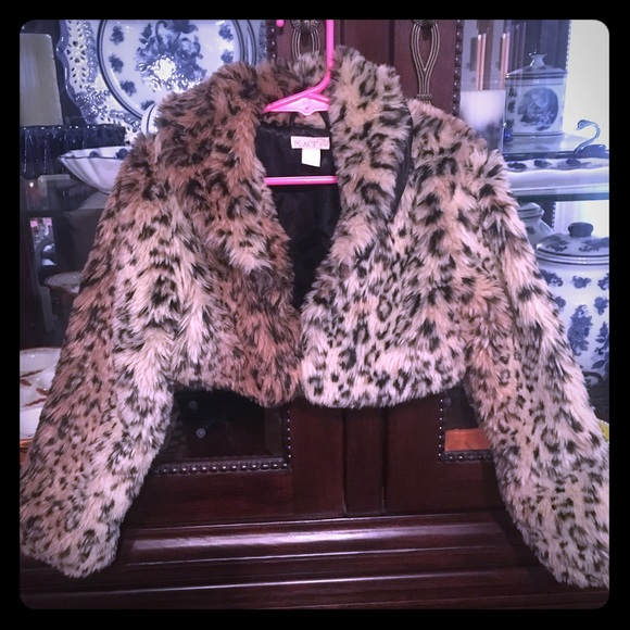 Girls Leopard shrug