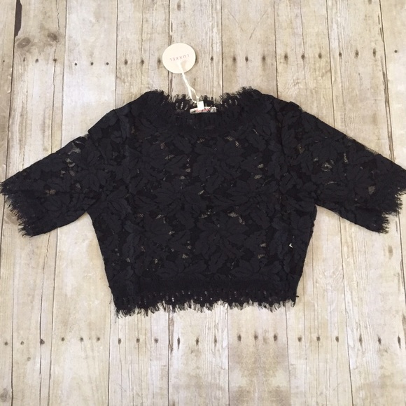 Black Lace Crop Top - Picture 3 of 4