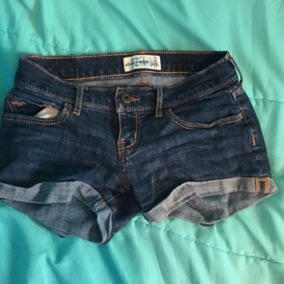 Abercrombie kids shorts