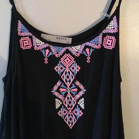 Dress - Picture 2 of 4