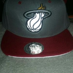 heat snapback hat