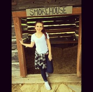 Meet your Posher, Hailey