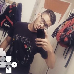 Meet your Posher, Melvin