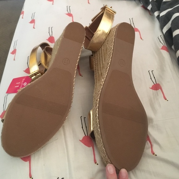 Lilly Pulitzer for Target Shoes - Lilly Pulitzer for target gold wedges new Lilly Pulitzer for Target Shoes - Lilly Pulitzer for target gold wedges new