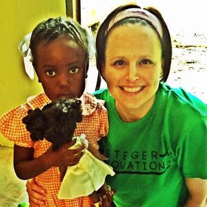 Meet your Posher, Leslie