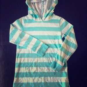 Adorable long sleeve tunic!