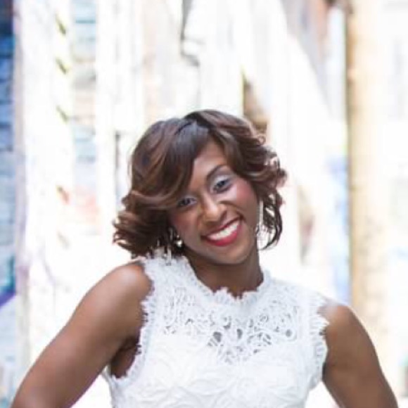 Meet your Posher, Nekita - Picture 1 of 1