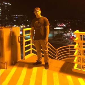 Meet your Posher, Eli