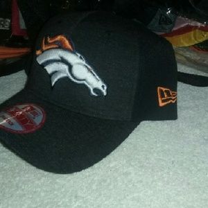 Bronco cap
