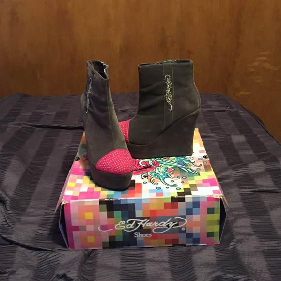 Ed Hardy Wedges