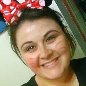 Meet your Posher, Victoria