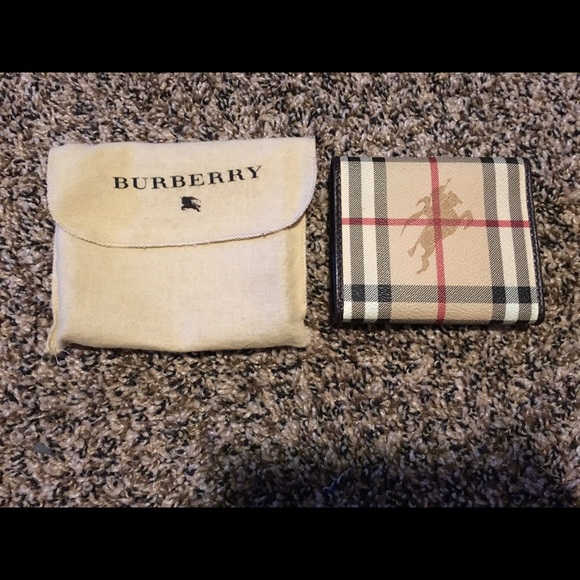 Burberry Tri-fold wallet