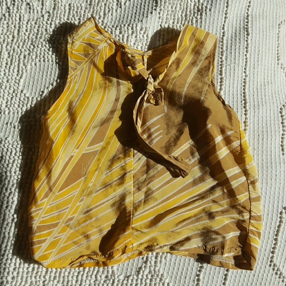 Gucci silk sleeveless blouse 2T