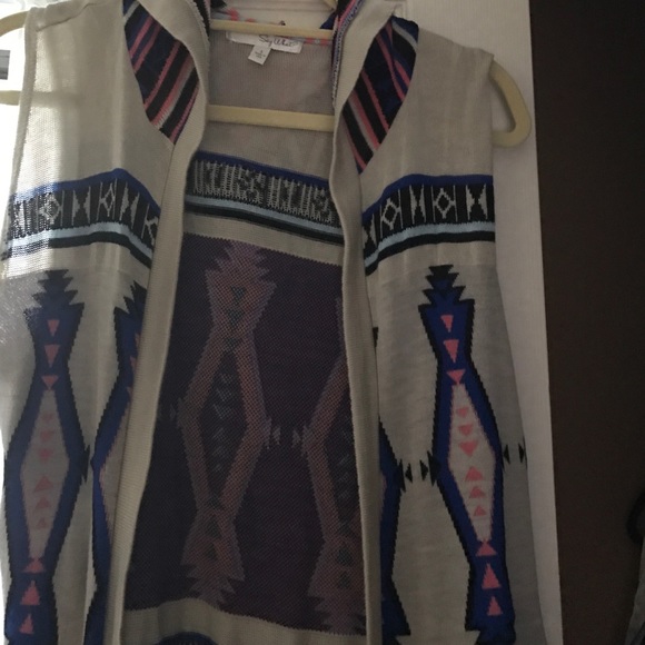 Sweater Vest - Picture 4 of 4