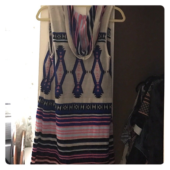 Sweater Vest - Picture 1 of 4