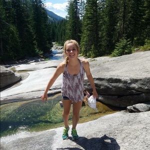 Meet your Posher, Savannah