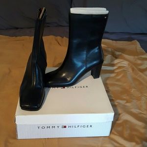 Tommy Hilfiger black leather boots