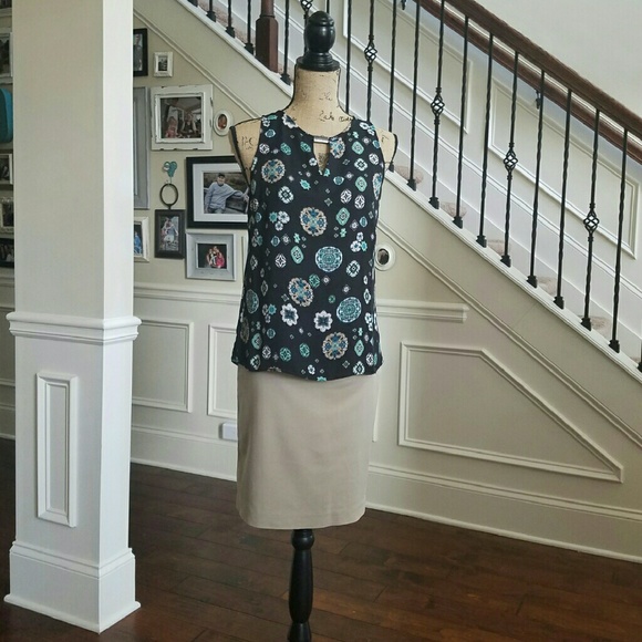 Laundry Top - Picture 1 of 4