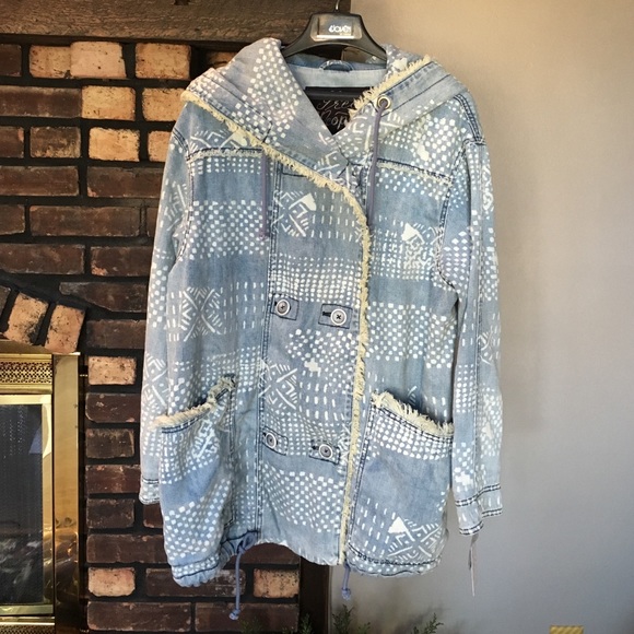 Free People Jackets & Blazers - NWT Free People distressed denim Sherpa coat