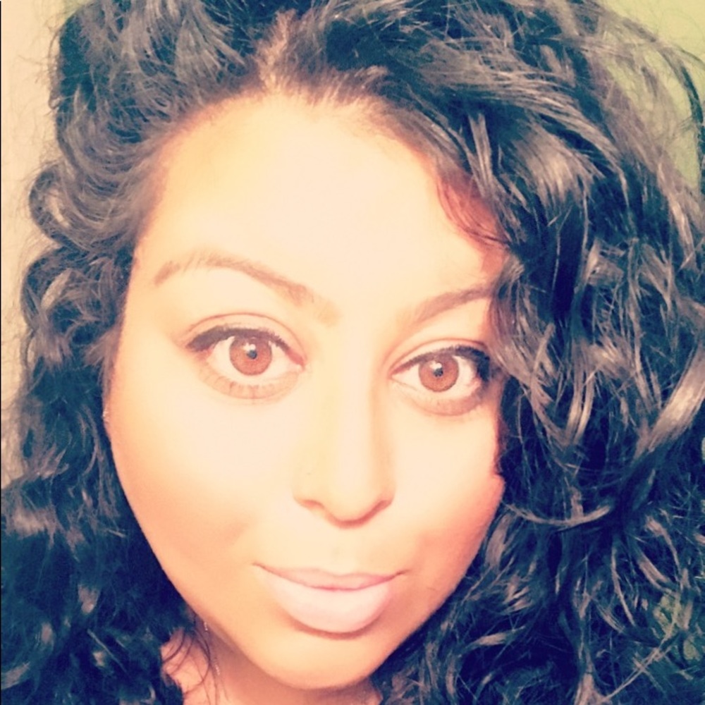 Meet your Posher, Nooreen