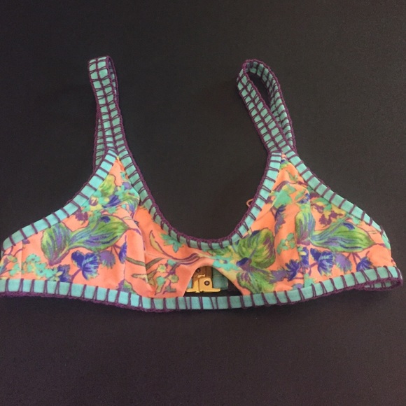 NWOT Mink Pink Staring at Sunsets Bikini Top - Picture 3 of 4