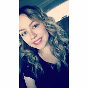 Meet your Posher, Enedina