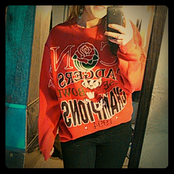 Wisconsin badgers oversized sweatshirt