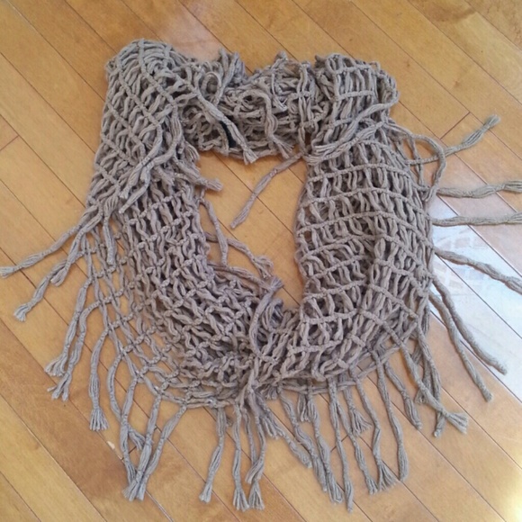 Infinity scarf