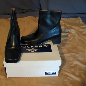 Dockers black leather boots