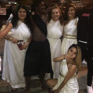 Meet your Posher, Jamari