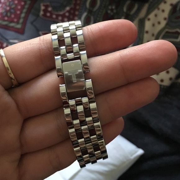 Tissot Women\'s Watch: New in original packaging