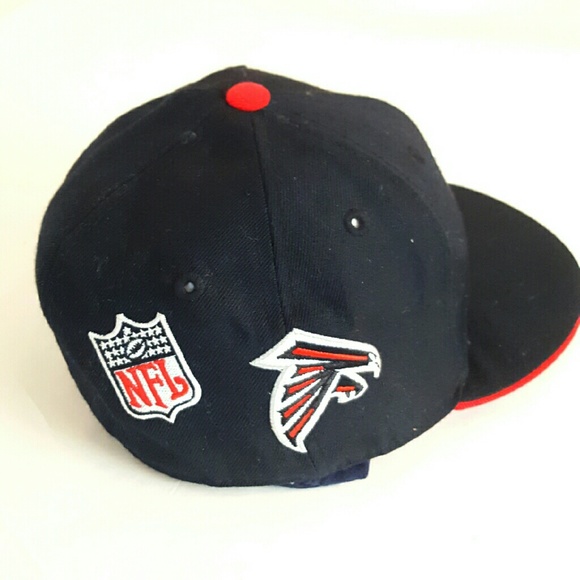 Alanta Falcons fitted cap. - Picture 3 of 4