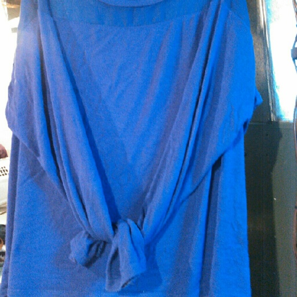 Bright blue issi long sleeve - Picture 2 of 4