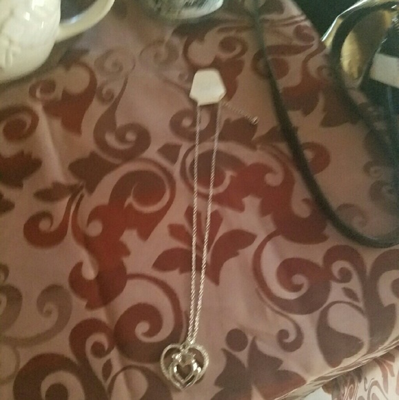 New heart monkey necklace - Picture 3 of 3