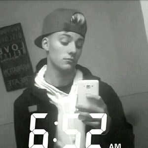 Meet your Posher, Dylan