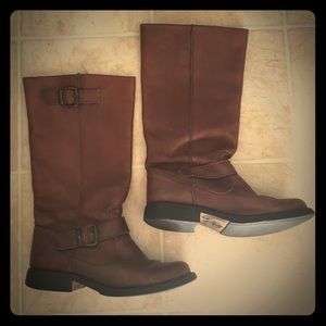 Steve Madden brown boots