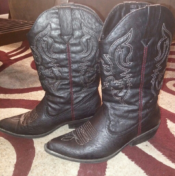 Black CowGirl BOOTS