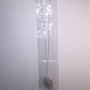 Never used long length leaf necklace