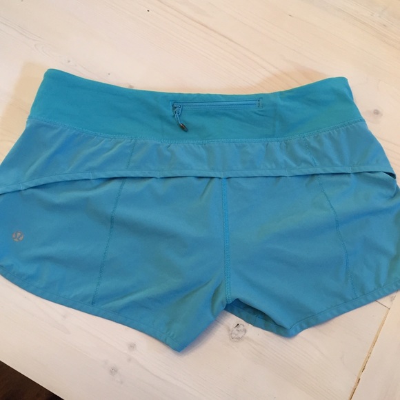 lululemon athletica Pants - Lululemon speed shorts size 8