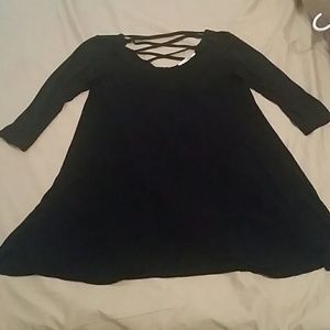 A relaxed 3-quarter sleeve dress