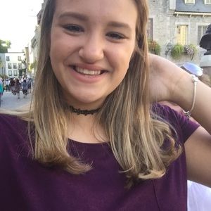 Meet your Posher, Ania
