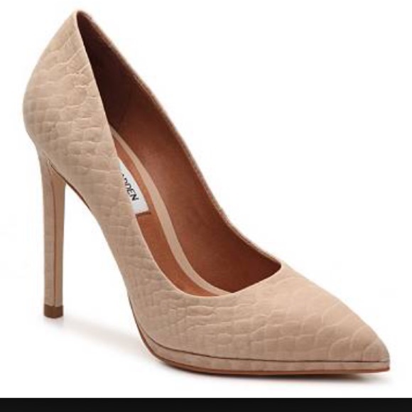 Steve Madden Leather Reptile Embossed Pumps