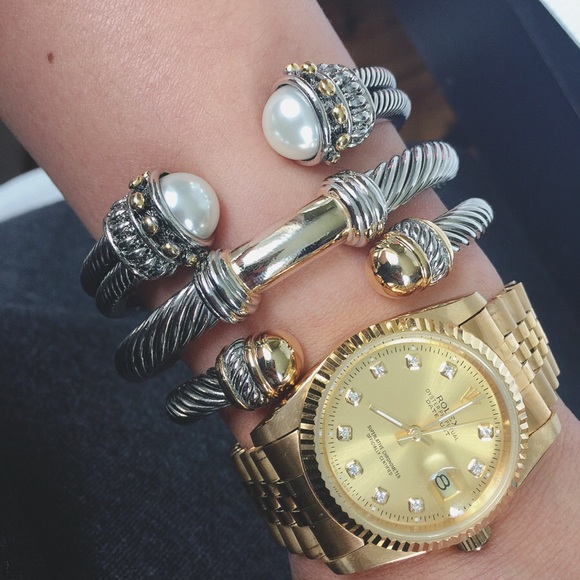 ⏰HOT SALE⏰Rhodium/18k Gold Plated Open End Cuff - Picture 7 of 8