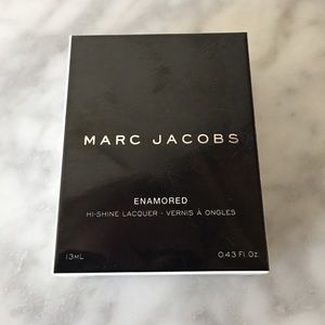 Marc Jacobs Hi-Shine Nail Lacquer in Daisy.