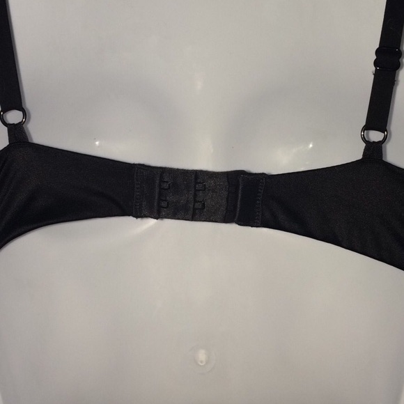 Black push-up maidenform bra - Picture 2 of 3