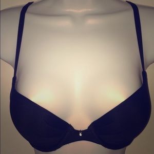 Black push-up maidenform bra